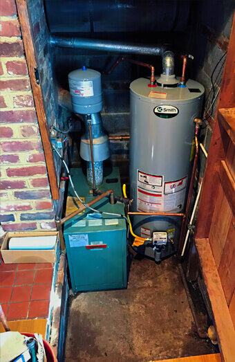 https://plumbervictoriapark.com.au/uploads/2025/06/hot-water-189087.jpg